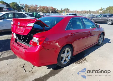 2014 Toyota Camry Se z USA, uszkodzony, nr VIN 4T1BF1FK9EU772806
